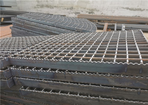 स्टेनलेस स्टील 304 वेल्डेड स्टील ग्रेटिंग वॉकवे 40x5x3 असर बार Bear