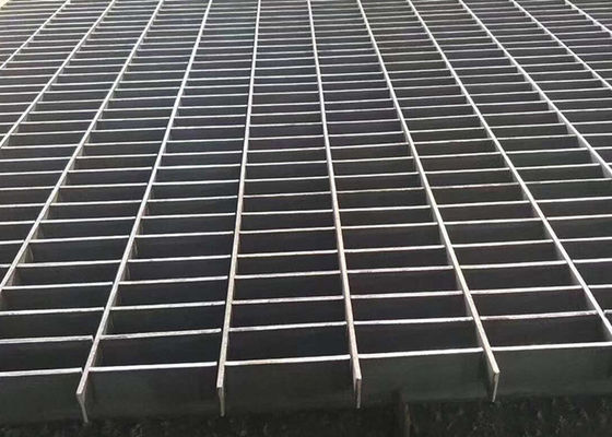 रासायनिक संयंत्र के लिए ISO9001 टूथ ​​प्रोफाइल वॉकवे मेष झंझरी विरोधी स्किड