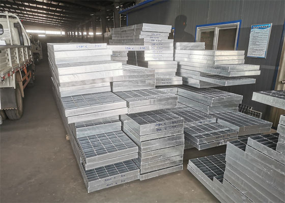 विरोधी पर्ची प्लेटफार्म वेल्डेड स्टील बार झंझरी 1000x6000mm जंग संरक्षण