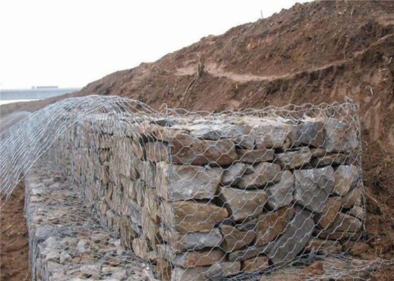 नदी स्लाइड उपचार गेबियन वॉल वायर मेष जिंक एल्यूमिनियम मिश्र धातु 80 मिमी * 100 मिमी 80