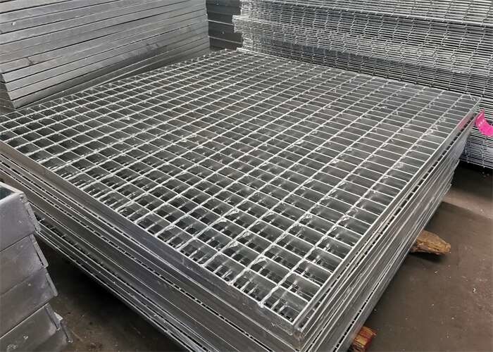 पार्किंग स्थल Q195 स्टील ड्राइववे ग्रेट्स ग्रेटिंग सीरेटेड I टाइप